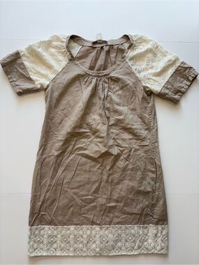 Banana Republic Linen Blend Taupe Tunic Dress with Cream Lace Detail 6